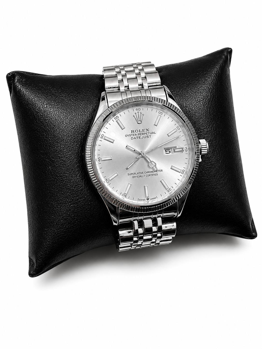 MONTRE LUXUEUSE